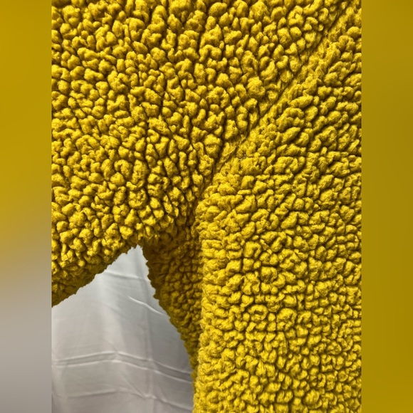 Old Navy Loose Cozy Sherpa Sweatshirt Womens size XL Yellow - Picture 5 of 14